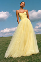 Charming A-Line Sweetheart Sleeveless Sweep/Brush Train Prom Dress