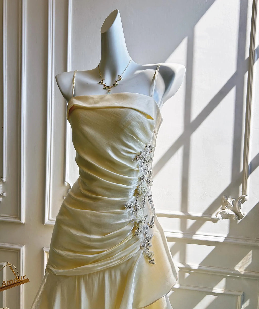Mermaid Prom Dress Pale Yellow With Beaded Floral Appliques Spaghetti Straps Ruffle Hem For Prom Goers