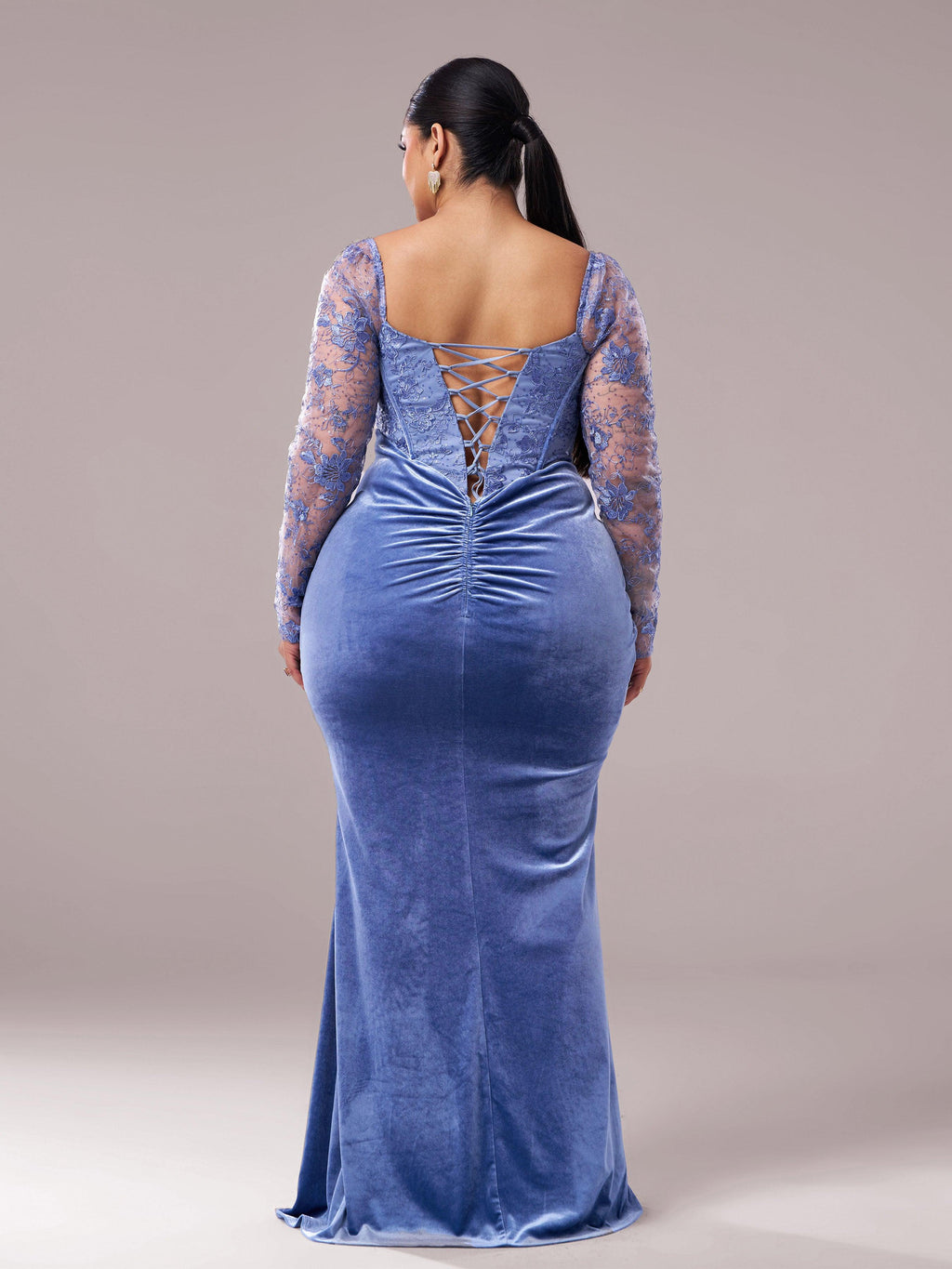 Charming Mermaid Sweetheart Neck Long Sleeve Up Floor-Length Plus Size Prom Dress