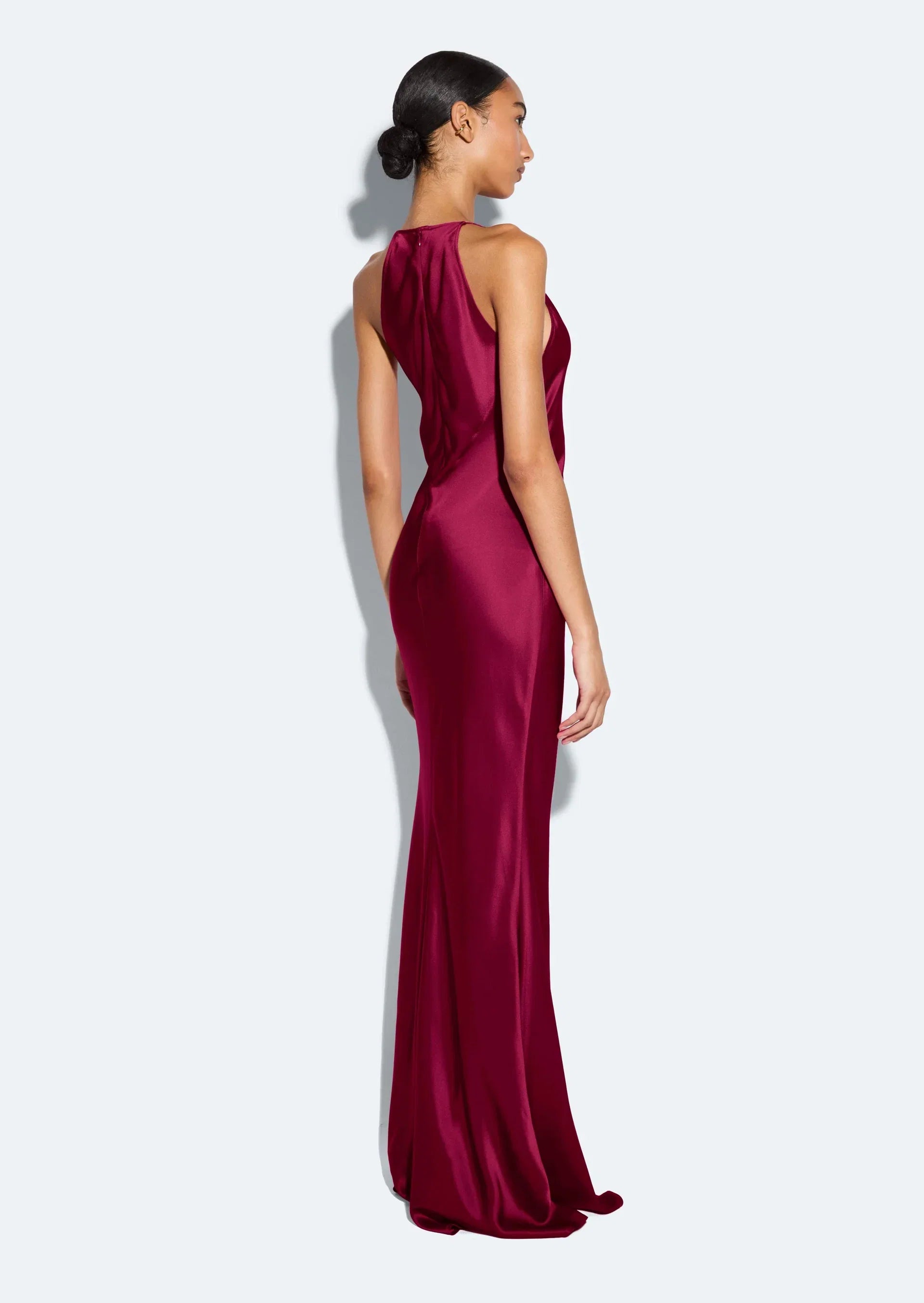 Charming Sheath/Column Cowl Neck Sleeveless Zipper Up Floor-Length Prom Dress