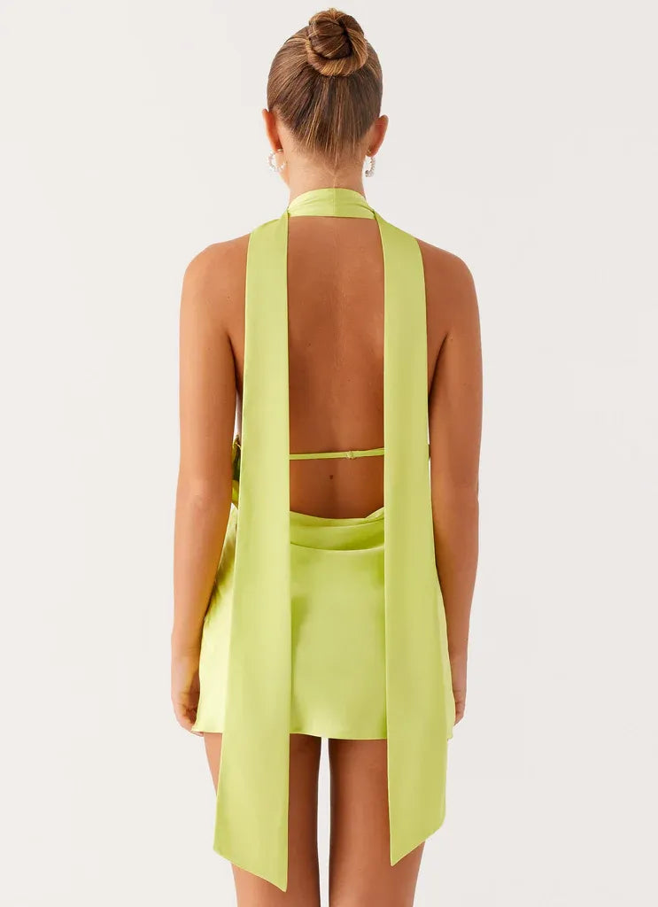 Charming Sheath/Column V Neck Sleeveless Backless Short-Mini Homecoming Dress