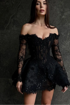 Charming Strapless Sleeveless A-Line Appliques Short-Mini Homecoming Dress