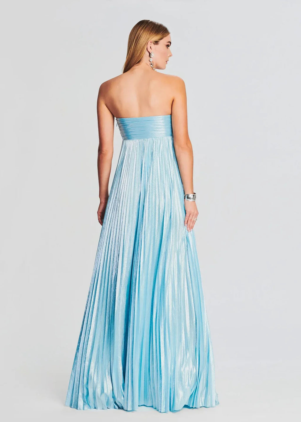 Charming Sweetheart Sleeveless A-Line Metallic Pleated Long Prom Dress