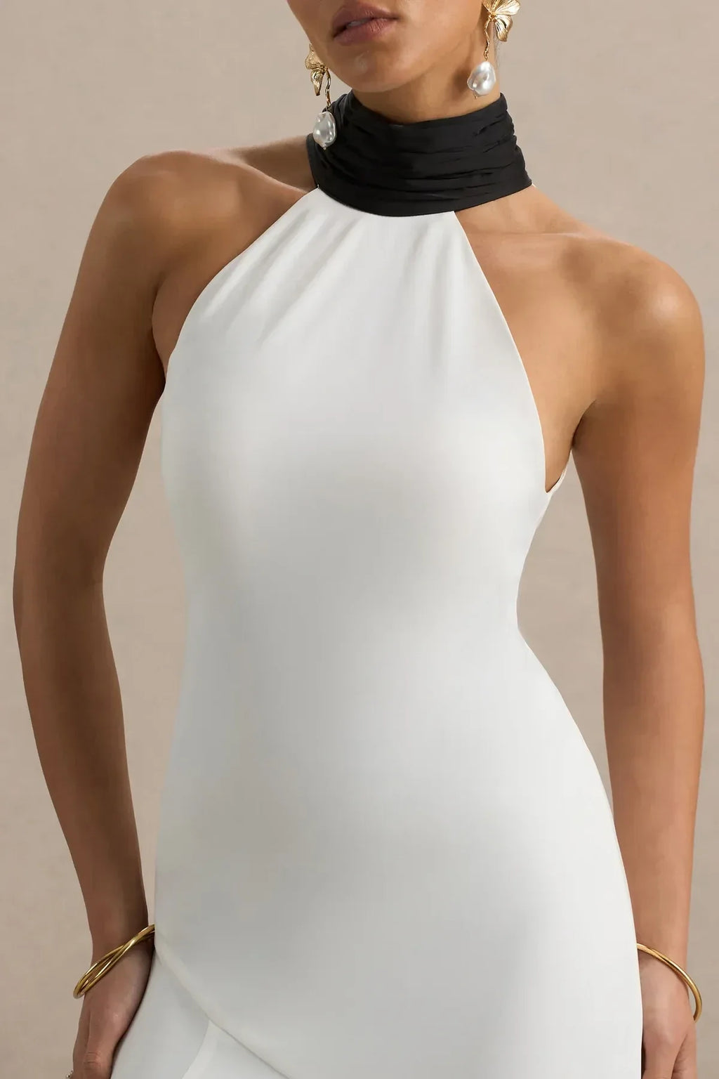Chic Mermaid Halter Neck Sleeveless Tie Back Floor Length Evening Dress