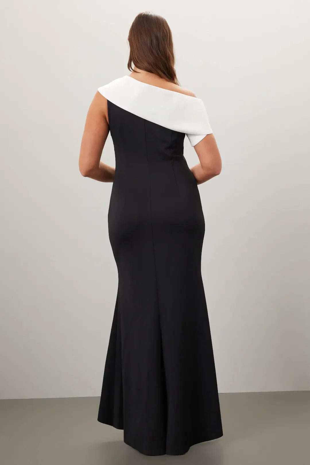 Chic Mermaid One Shoulder Contrast Trim Floor Length Plus Size Prom Dress