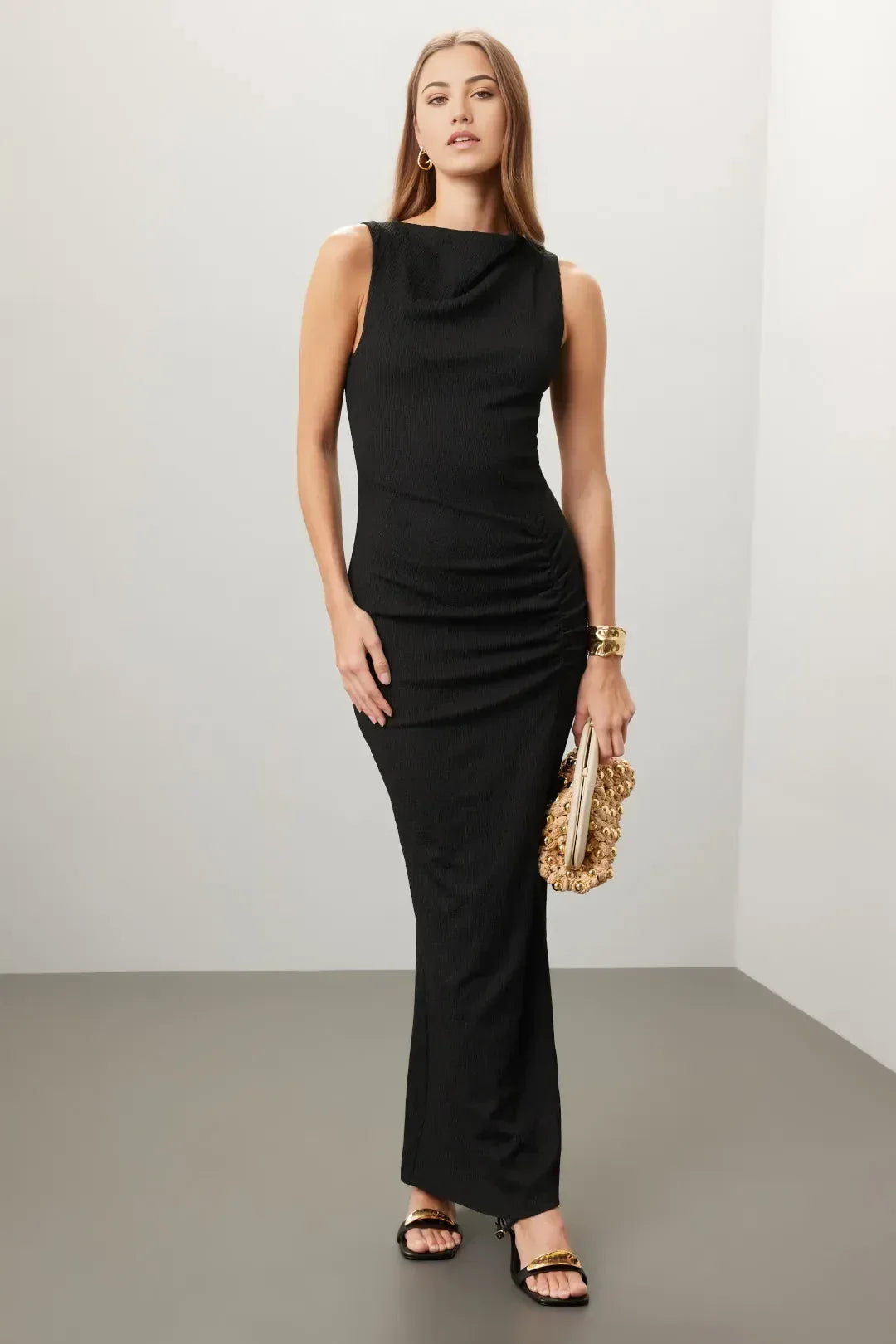 Chic Sheath Asymmetric Neck Sleeveless Ruched Side Floor Length Plus Size Prom Dress