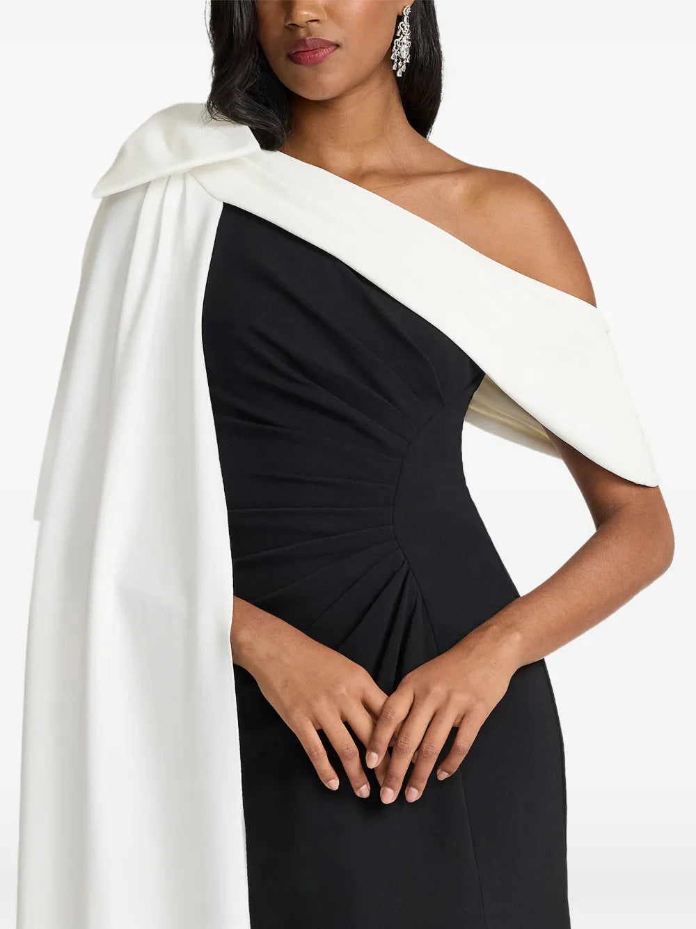 Chic Sheath One-Shoulder Cape Sleeve Slit Back Floor Length For Adults Prom Dress