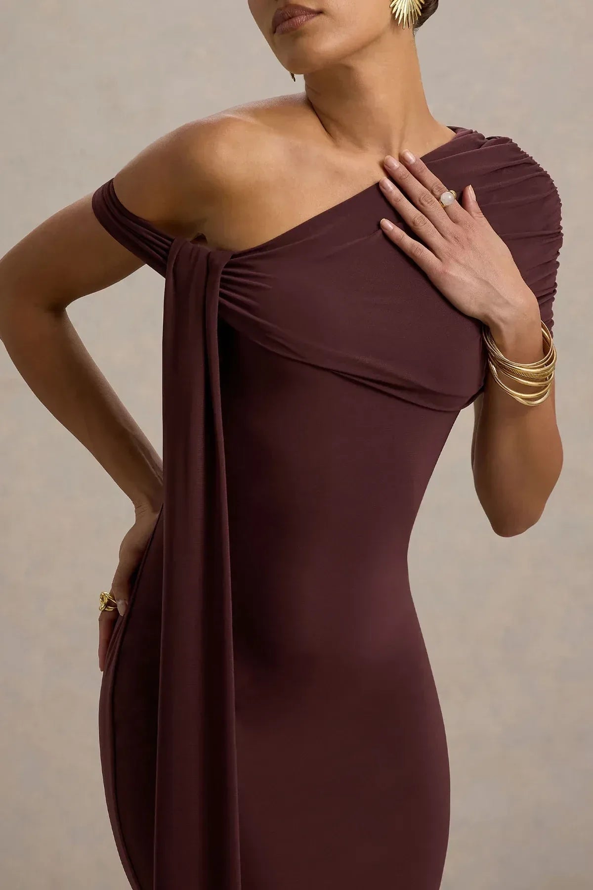 Chic Sheath One Shoulder Draped Sleeve Zipper Back Midi Length Evening Dress