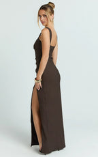 Chic Sheath Square Neck Sleeveless Ruched Side High Slit Floor Length Plus Size Evening Dress