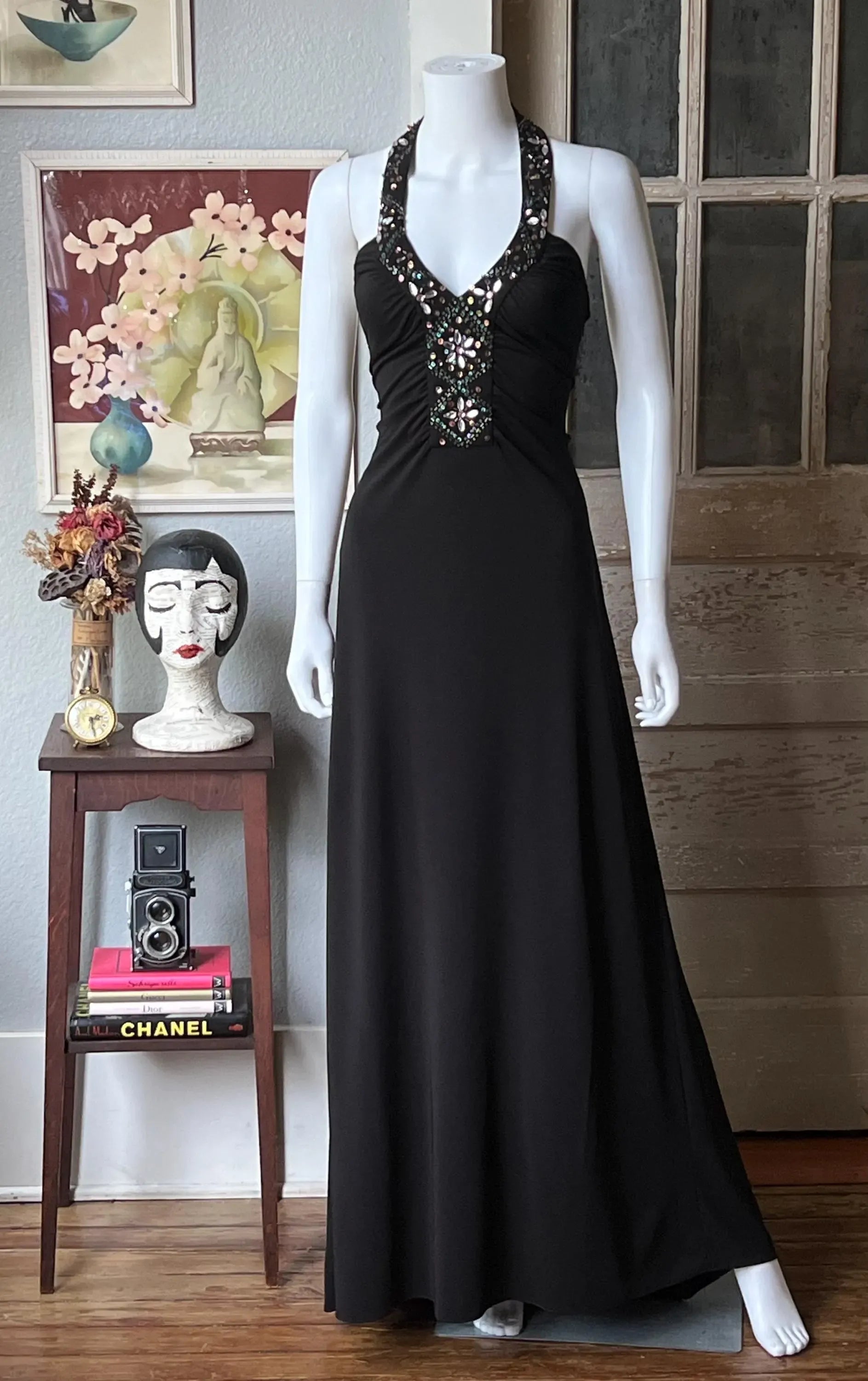 Prom Dress Beaded Halter Neck A Line Silhouette Open Back Ruched Floor Length Black For Prom Goers