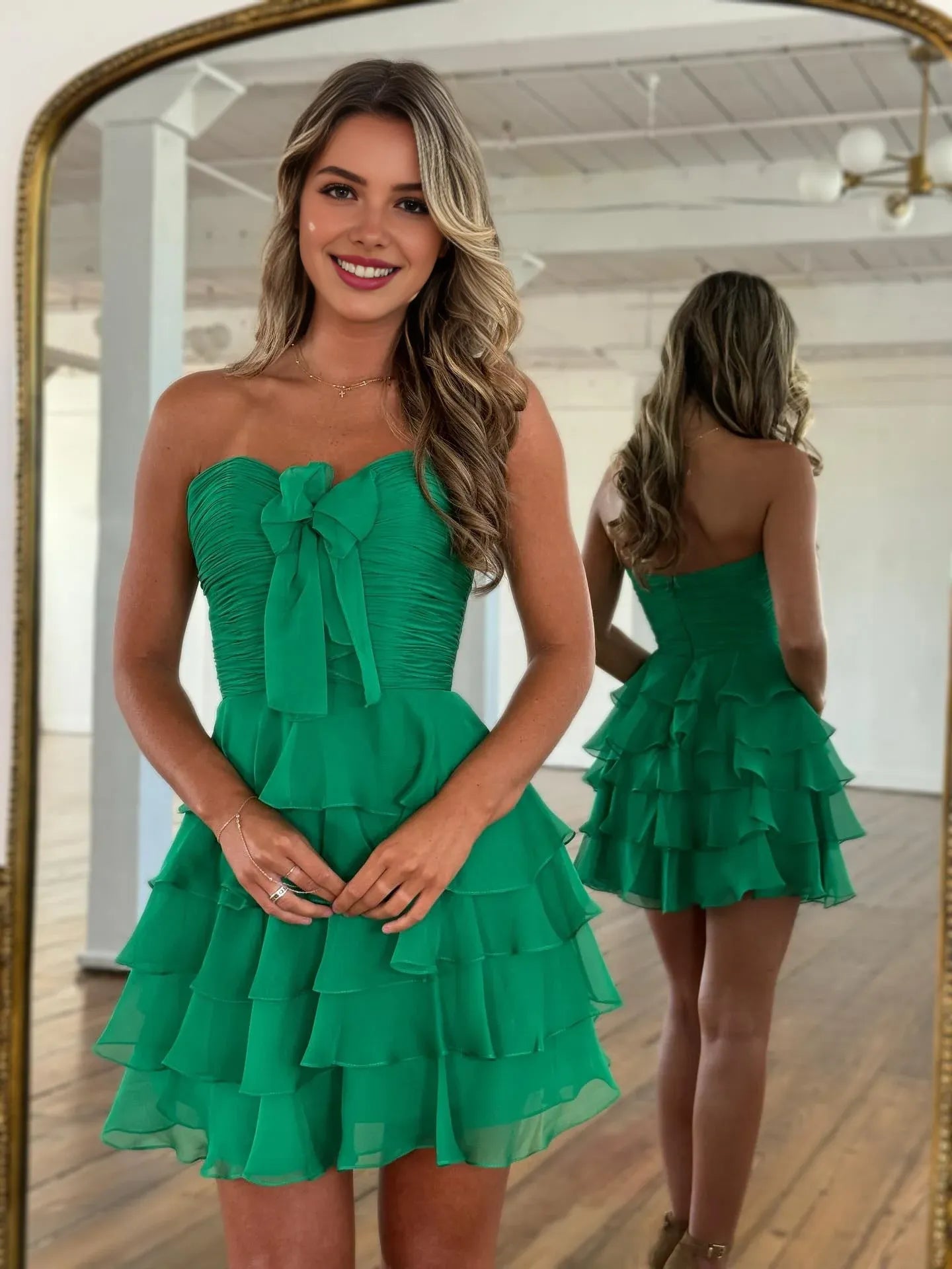 A-Line/Princess Sweetheart Sleeveless Zipper Up Short-Mini Homecoming Dress