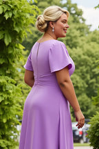 A Line Scoop Neck Short Sleeves Keyhole Back Tea-Length Plus Size Mother of the Bride Dress