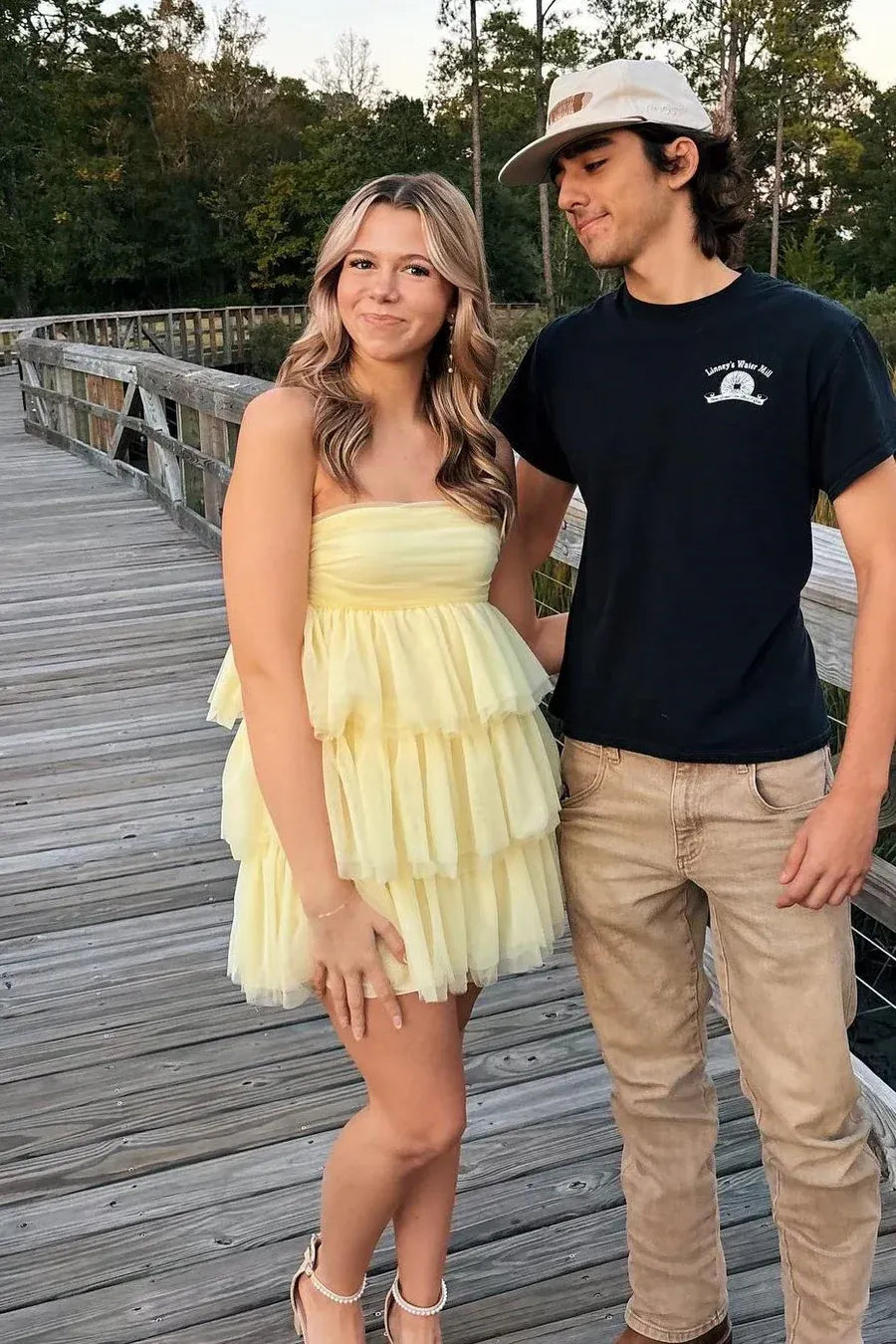 Tiered Strapless Sleeveless Mini Homecoming Dress