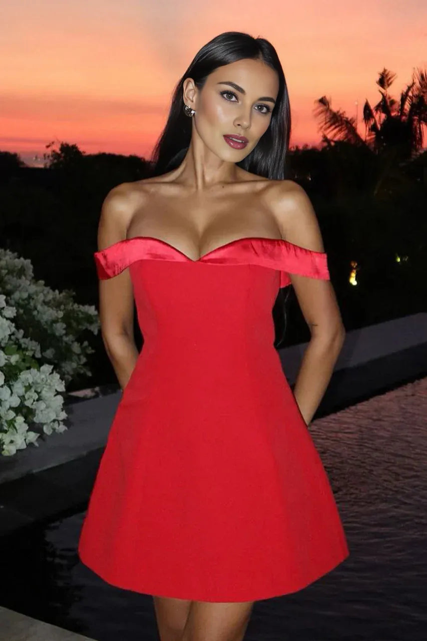 A-Line/Princess Off the shoulder Neck Sleeveless Open Back Short-Mini Homecoming Dress