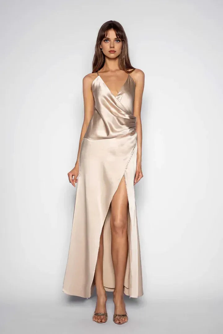 Fitted V Neck Sleeveless Floor-Length Prom Dress
