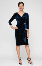 Sheath V Neck Long Sleeve Knee-Length Mother of the Bride Dress