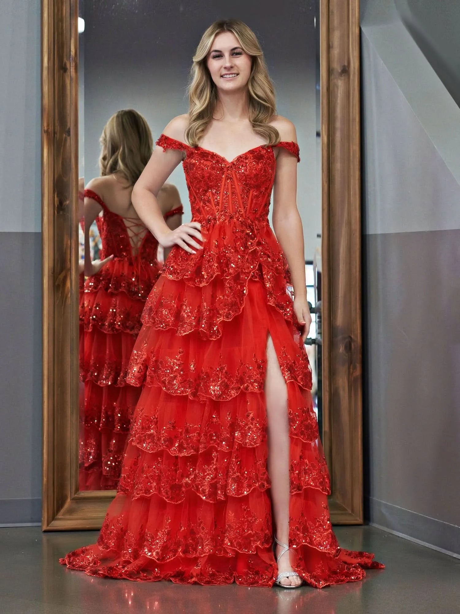Sweetheart Sleeveless A-Line Tiered Long Prom Dress