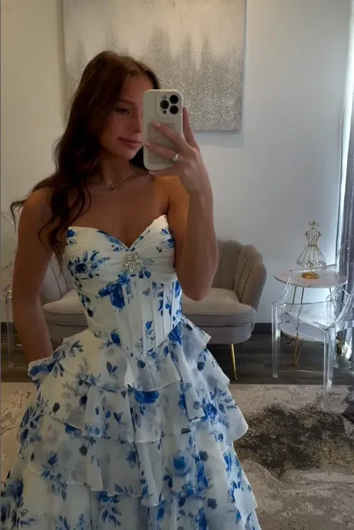 Sweetheart Sleeveless Empire A-Line Tiered Long Prom Dress