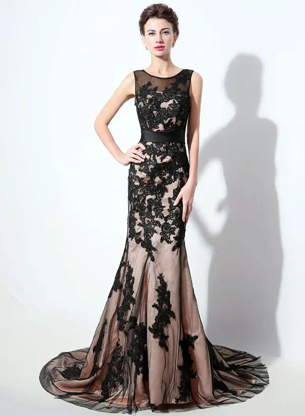 Scoop Neck Sleeveless Mermaid Appliques Court Train Prom Gown