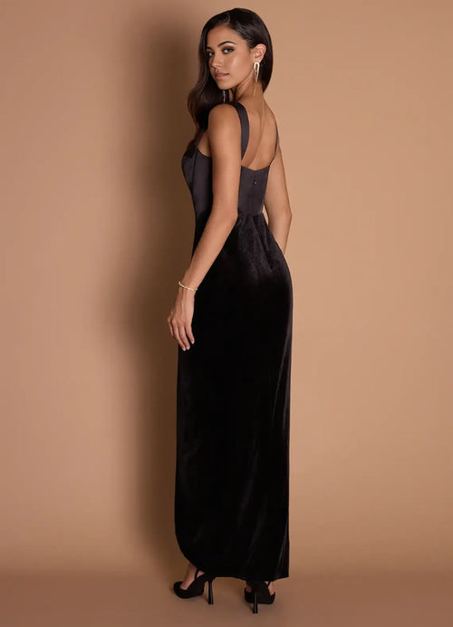 Robe de bal bustier fourreau, en tissu mélangé, bretelles larges, dos ouvert, longueur ras du sol, à vendre