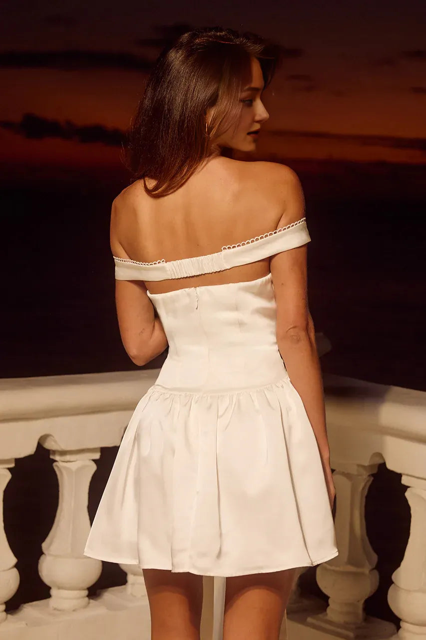 A-Line/Princess Off the shoulder Sleeveless Backless Short-Mini Homecoming Dress