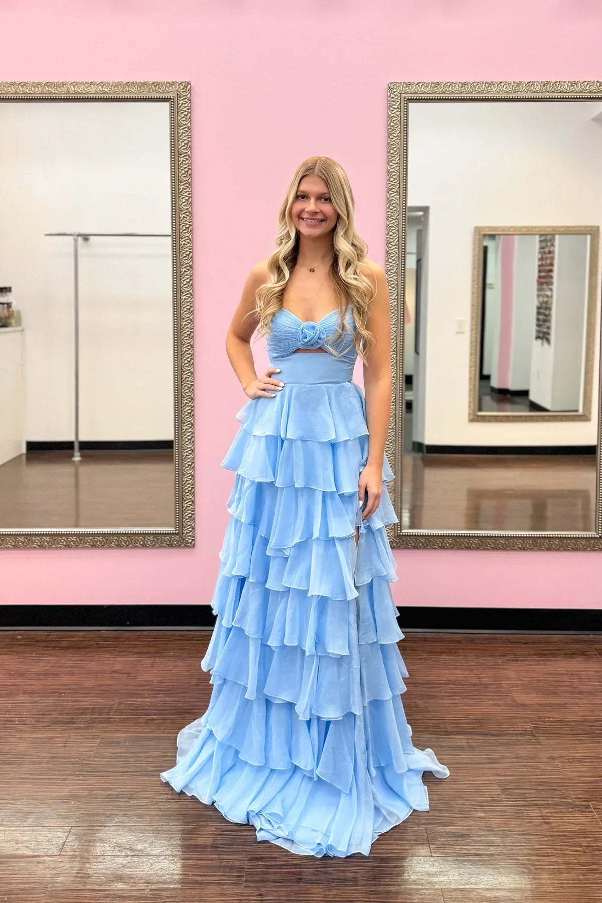 A-Line/Princess Strapless Sleeveless Zipper Up Floor-Length Prom Dress