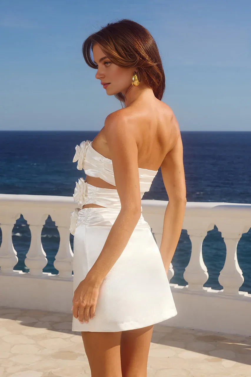 Sheath/Column Strapless Sleeveless Keyhole Short-Mini Homecoming Dress
