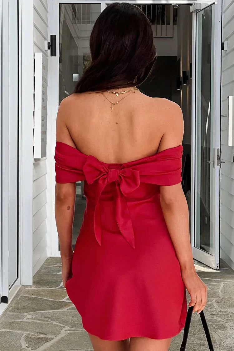 A-Line/Princess Off the Shoulder Sleeveless Backless Short-Mini Homecoming Dress