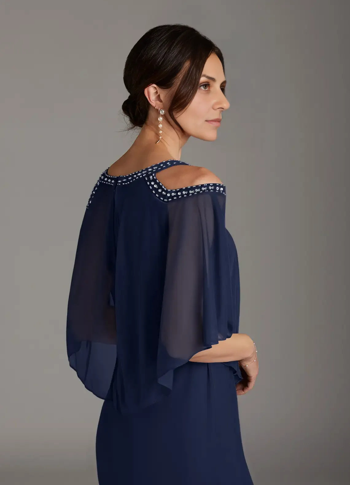 Navy Dark Sheath Sequins Knee-Length Dress Cold Shoulder Sleeve Solid Color Fashion Scoop Neck Mother of the Bride Dress