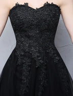 Prom Dress For Prom Night Glamorous A-Line Floor-Length Strapless Black Lace Appliques With Sheer Tulle Overlay