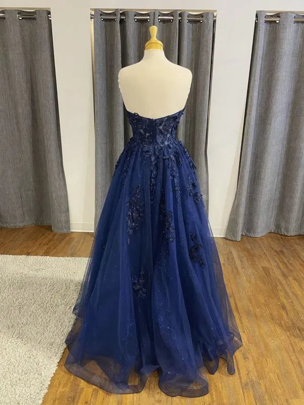Dreamy A-Line Strapless Sweetheart Appliqué Floor-Length Evening Ball Gown