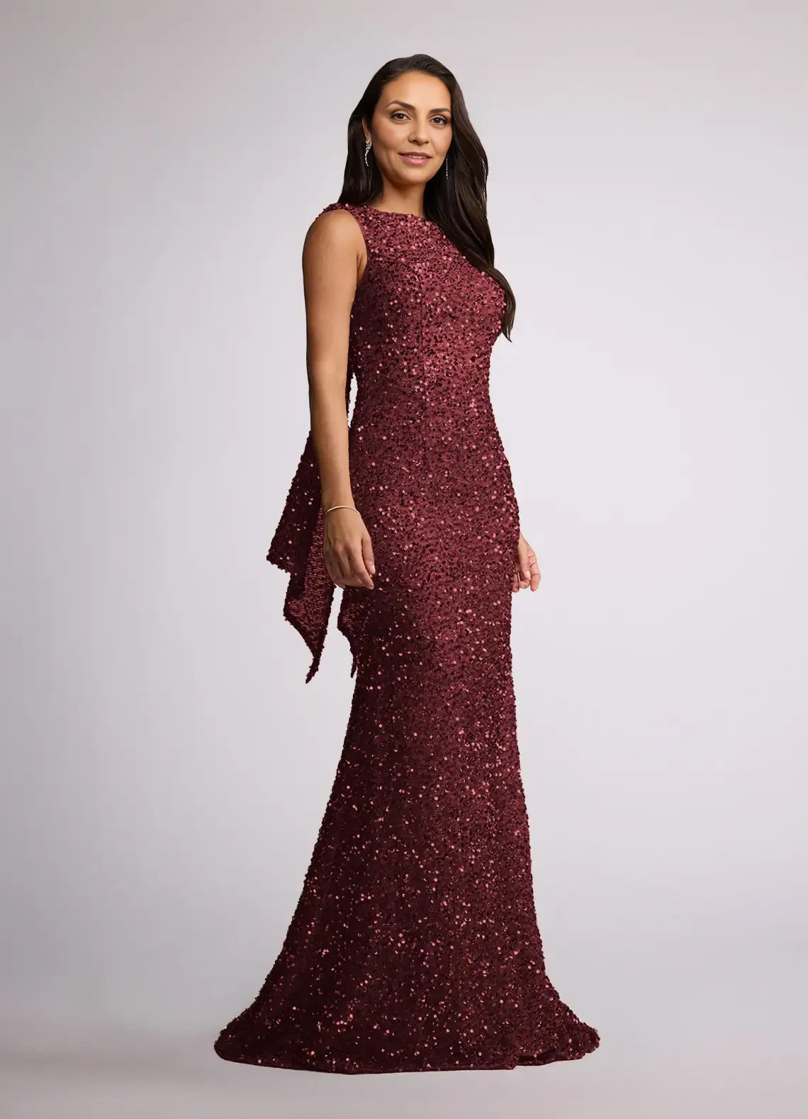 Elegance Mermaid Scoop Neck Sleeveless V Back Sweep Train Mother of the Bride Dress