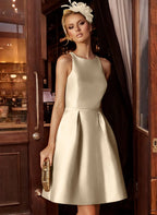 A-Line Sleeveless Round Neck Lace-Back Knee-Length Homecoming Dresses