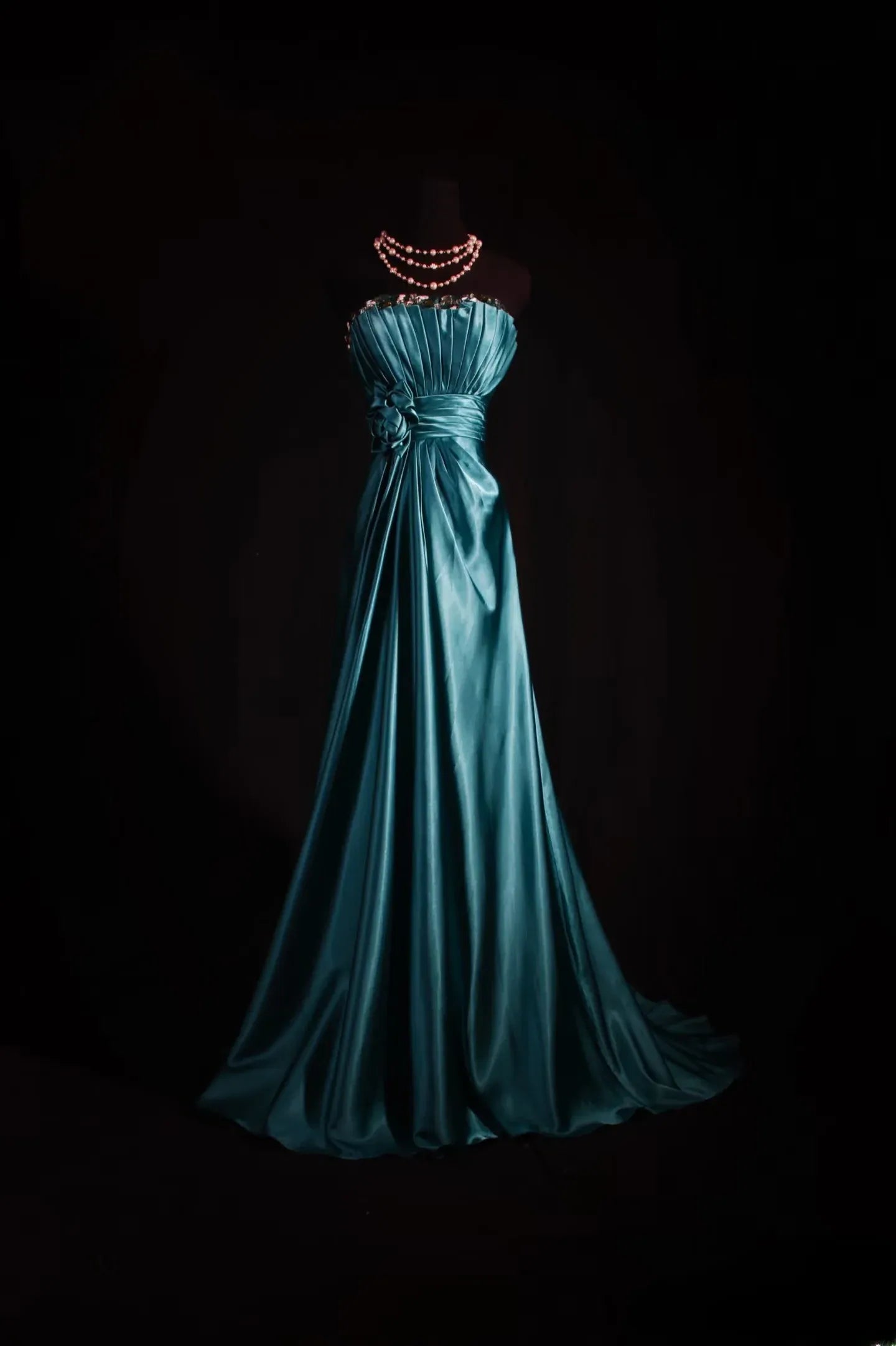 A-Line Strapless Pleated Waist Flower Floor-Length Evening Gown