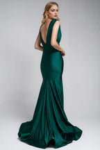 Elegant Mermaid Deep V Neck Sleeveless Low Back Train Length Prom Dress