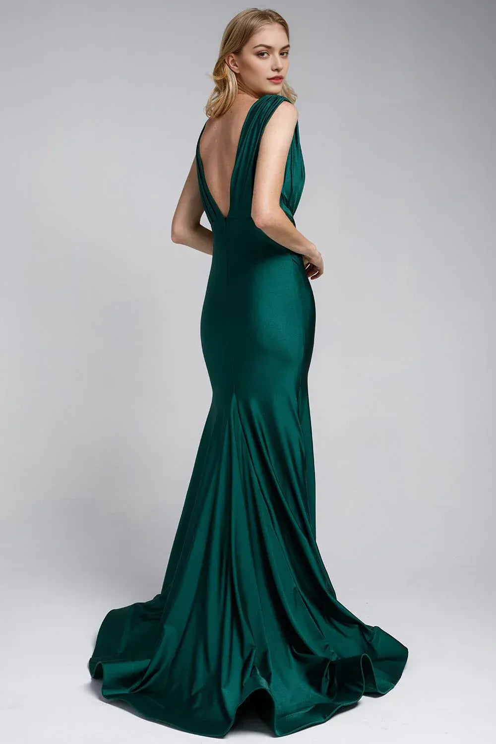 Elegant Mermaid Deep V Neck Sleeveless Low Back Train Length Prom Dress