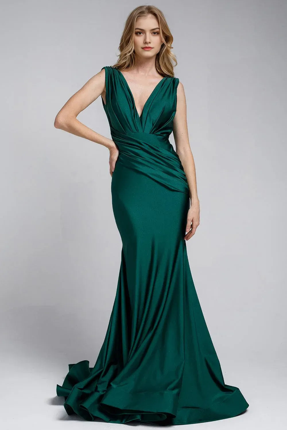 Elegant Mermaid Deep V Neck Sleeveless Low Back Train Length Prom Dress
