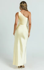 Elegant Mermaid One Shoulder Sleeveless Ruched Back Floor Length Plus Size Evening Dress