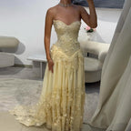 Mermaid Strapless Sleeveless Lace-Up Back 3D-Flower Appliqué Wedding Dress