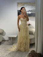 Mermaid Strapless Sleeveless Lace-Up Back 3D-Flower Appliqué Wedding Dress