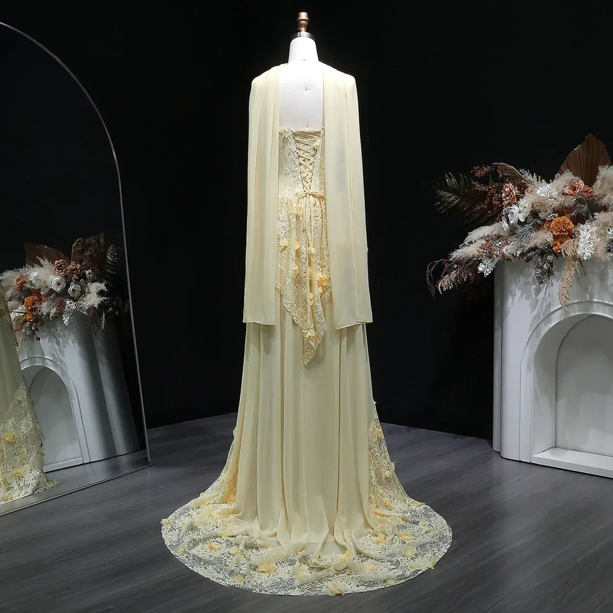 Mermaid Strapless Sleeveless Lace-Up Back 3D-Flower Appliqué Wedding Dress