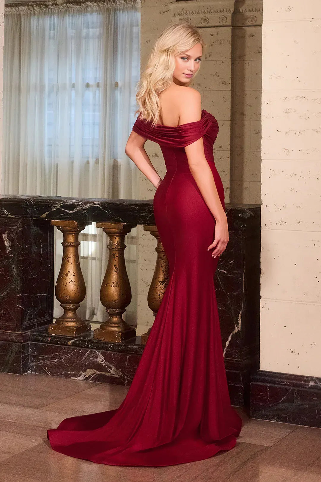 Elegant Mermaid Sweetheart Off the Shoulder Lace Accent Back Train Length Prom Dress
