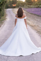 Elegant Plus Size Ball Gown Off Shoulder Short Sleeve Button Back Floor Length Wedding Dress