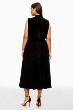 Elegant Sheath Mock Neck Sleeveless Pleated Velvet Midi Length Plus Size Prom Dress