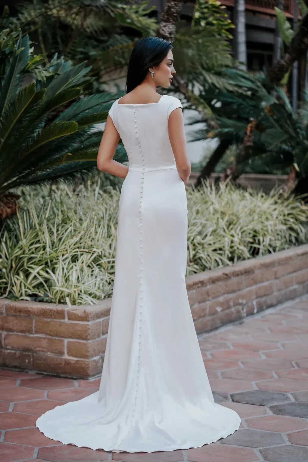 Elegant Trumpet Square Neck Cap Sleeve Button Back Floor Length Wedding Dress