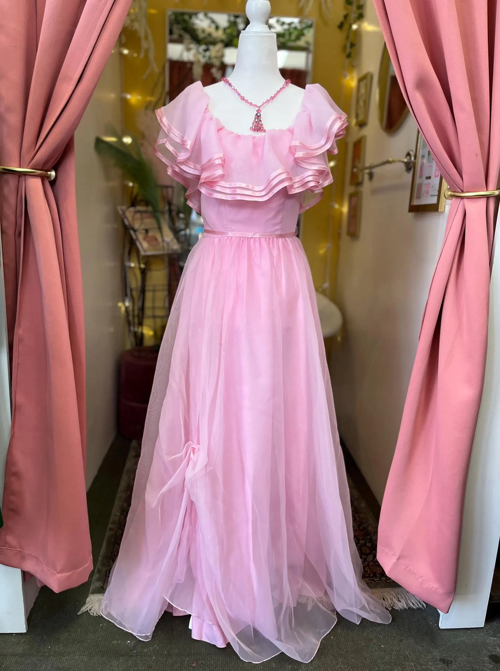 Prom Dress For Teens Elegant A Line Off The Shoulder Pink Tulle Bow Back Floor Length