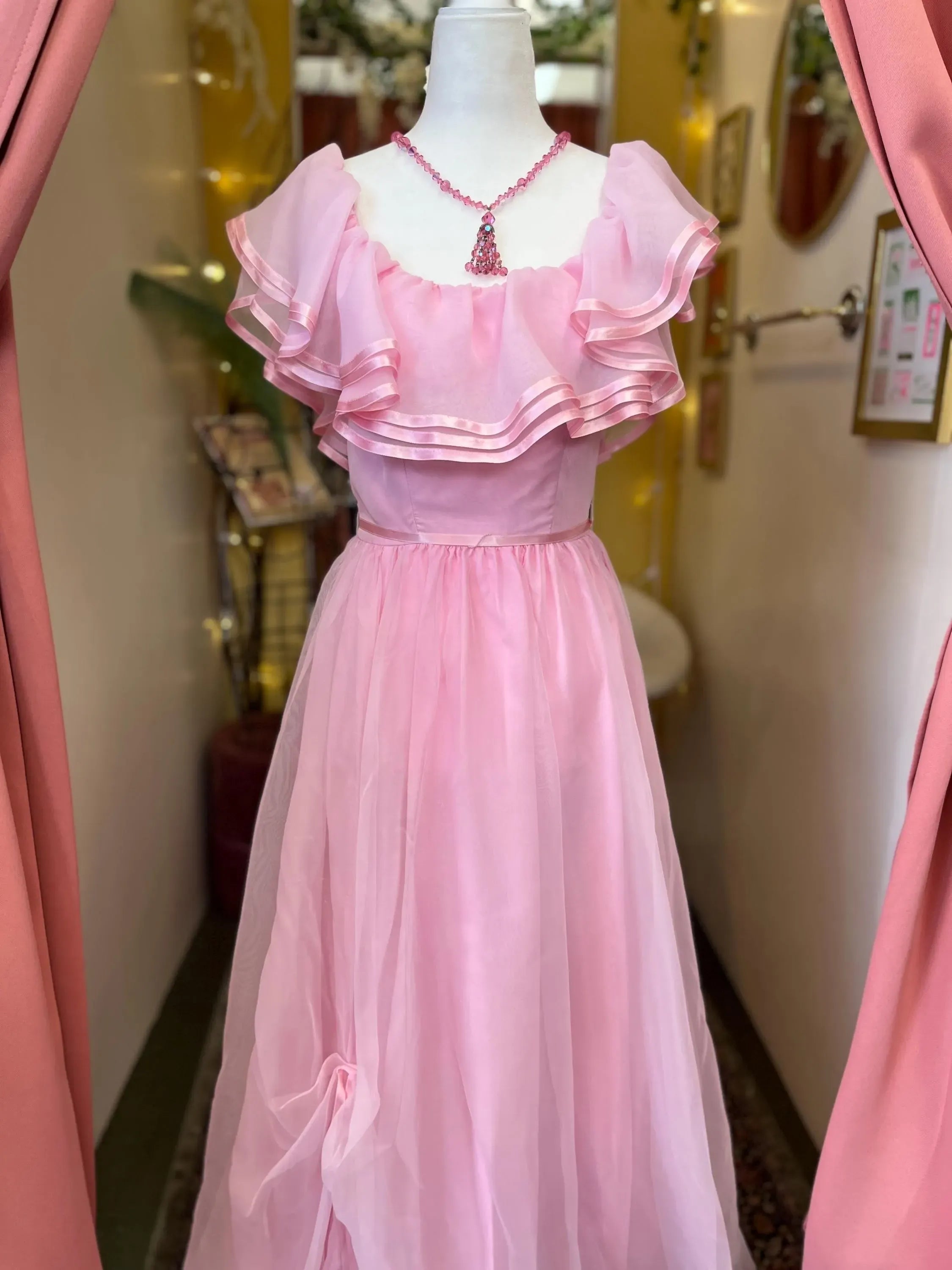 Prom Dress For Teens Elegant A Line Off The Shoulder Pink Tulle Bow Back Floor Length