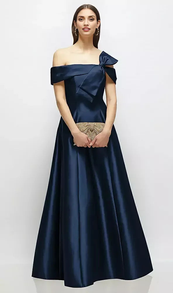A-Line Off the Shoulder Cap Sleeve Backless Floor-Length Mother of the Bride Dress