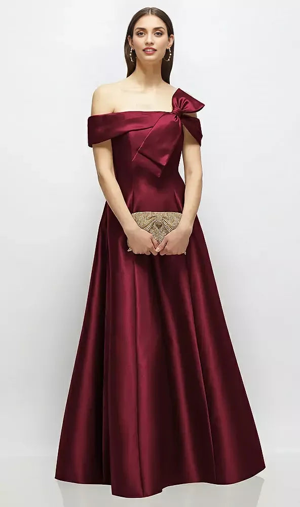 A-Line Off the Shoulder Cap Sleeve Backless Floor-Length Mother of the Bride Dress