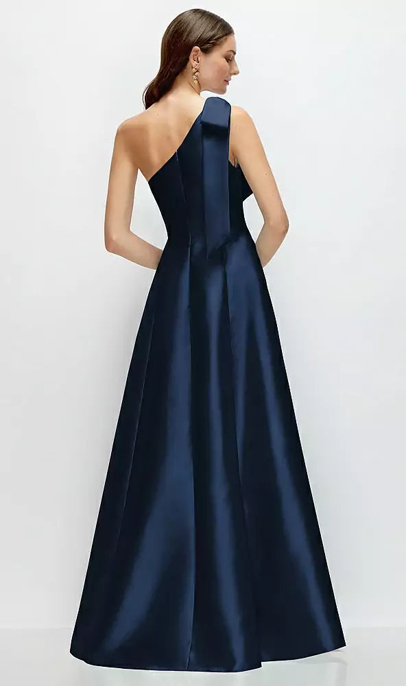 A-Line One Shoulder Sleeveless Backless Floor-Length Mother of the Bride Dress